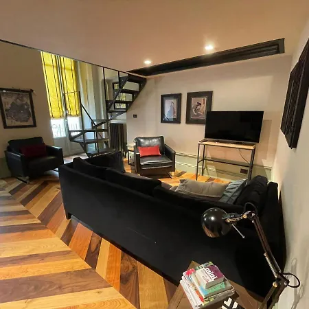Apt 31 Turin